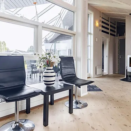 10 Person In Rudkobing-by Traum * Spodsbjerg