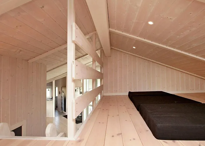 10 Person In Rudkobing-by Traum * Spodsbjerg