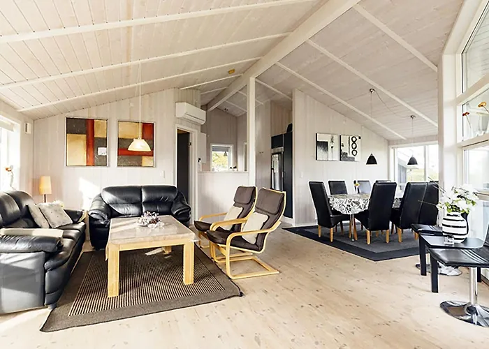 Дом отдыха 10 Person In Rudkobing-by Traum